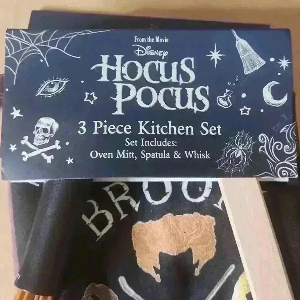 🚫SOLD🚫 DISNEY HOCUS POCUS - BROOM SQUAD Halloween 3Pc Kitchen Set - Picture 2 of 4